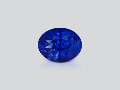 Негретый сапфир Cornflower Blue в огранке овал 7,24 карата, Шри-Ланка photo