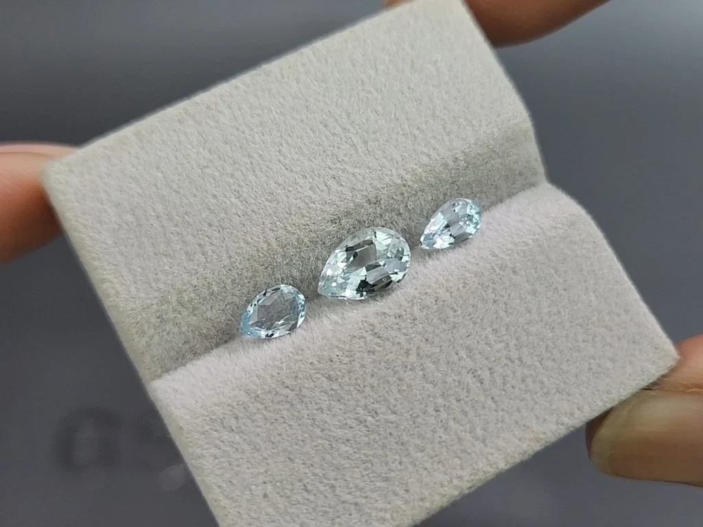 Сет аквамаринов в огранке груша 1,84 карат, Мадагаскар Изображение №5