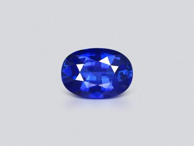 Насыщенный синий сапфир Royal Blue в огранке овал 17,14 карата, Шри-Ланка photo