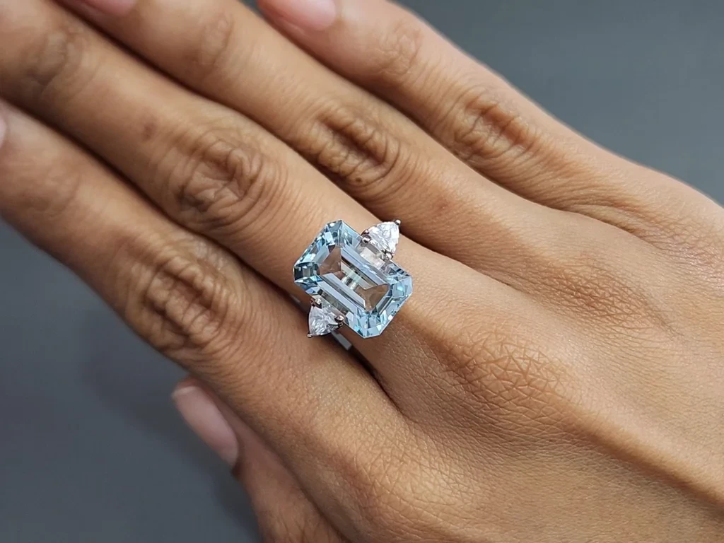 Аквамарин в огранке октагон 8,17 карат, Мадагаскар Изображение №5