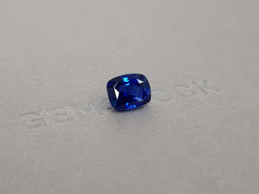 Сапфир цвета Royal Blue в огранке кушон 5,08 карат, Шри-Ланка, GFCO Изображение №2
