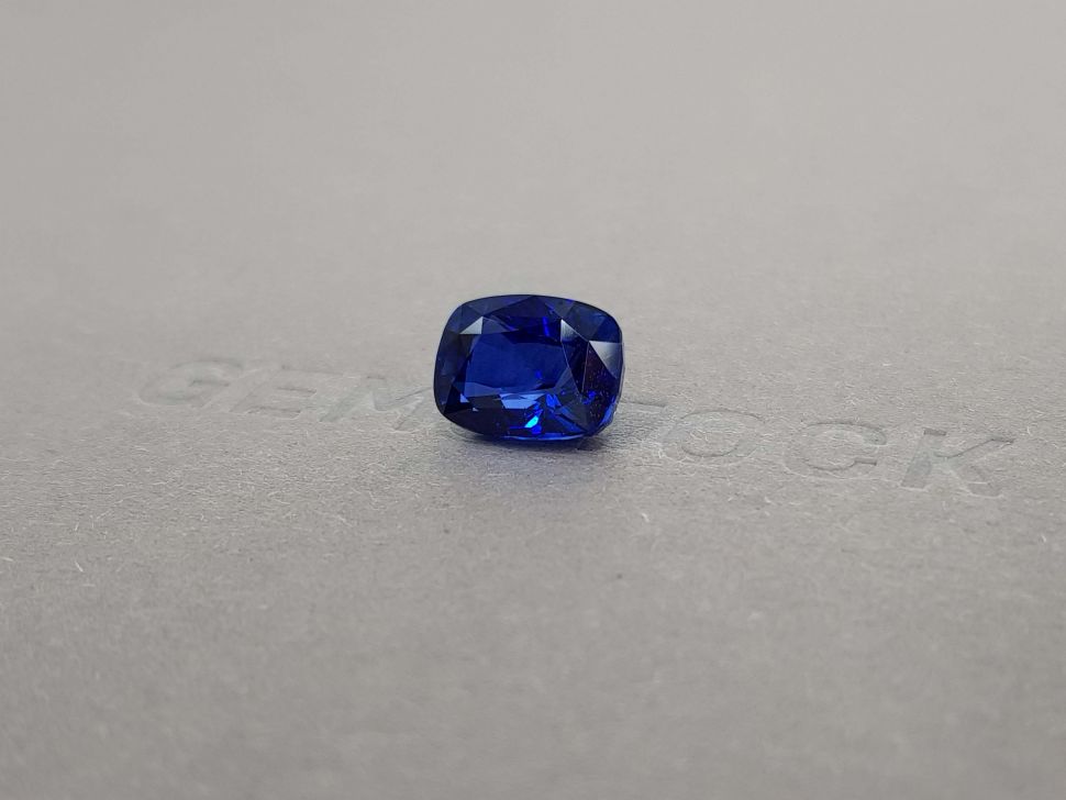 Сапфир цвета Royal Blue в огранке кушон 5,08 карат, Шри-Ланка, GFCO Изображение №3
