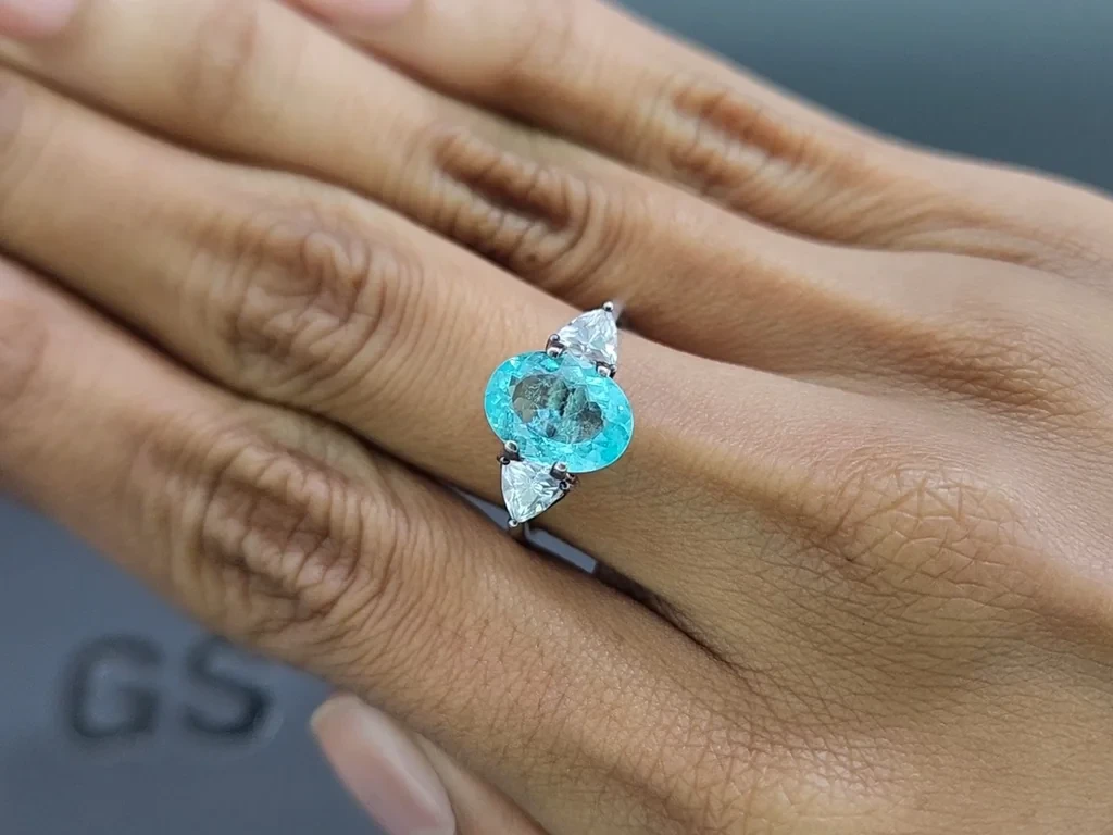 Неоновый зеленовато-голубой турмалин Параиба в огранке овал 2,06 карат, Мозамбик Изображение №5