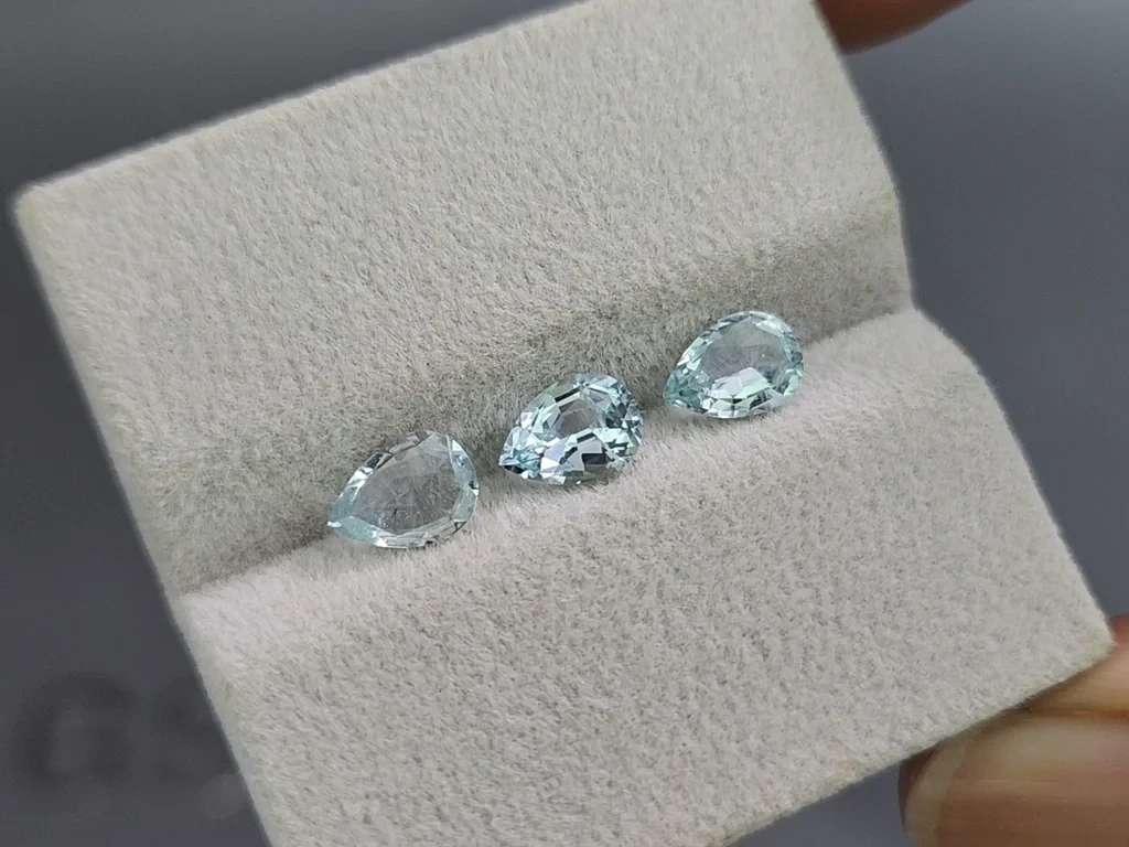 Сет аквамаринов в огранке груша 1,84 карат, Мадагаскар Изображение №5