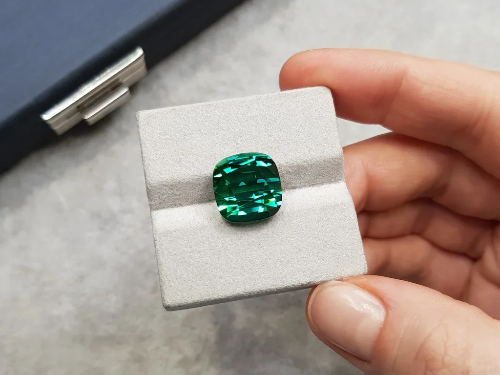 Индиголит в огранке кушон 15,51 карат, Афганистан Изображение №2