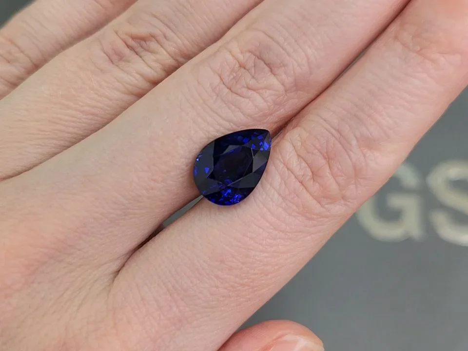 Насыщенный синий сапфир Royal Blue в огранке груша, 7,76 карат, Шри-Ланка Изображение №2
