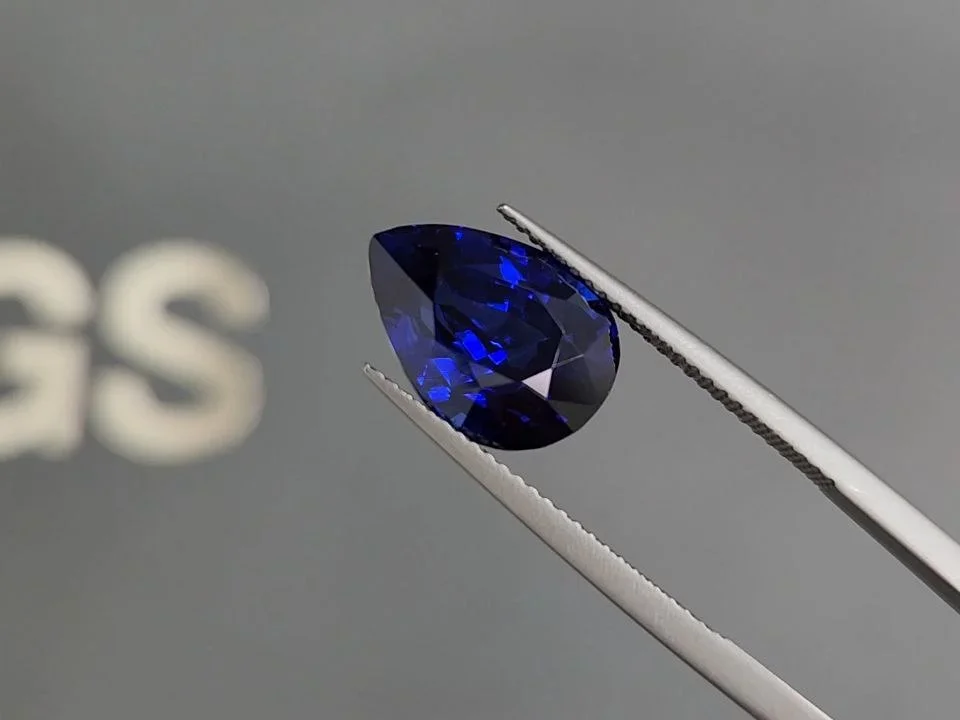 Насыщенный синий сапфир Royal Blue в огранке груша, 7,76 карат, Шри-Ланка Изображение №3