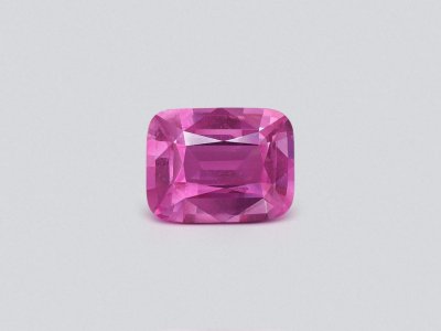 Негретый сапфир Vivid Pink в огранке кушон 1,68 карата, Шри-Ланка photo