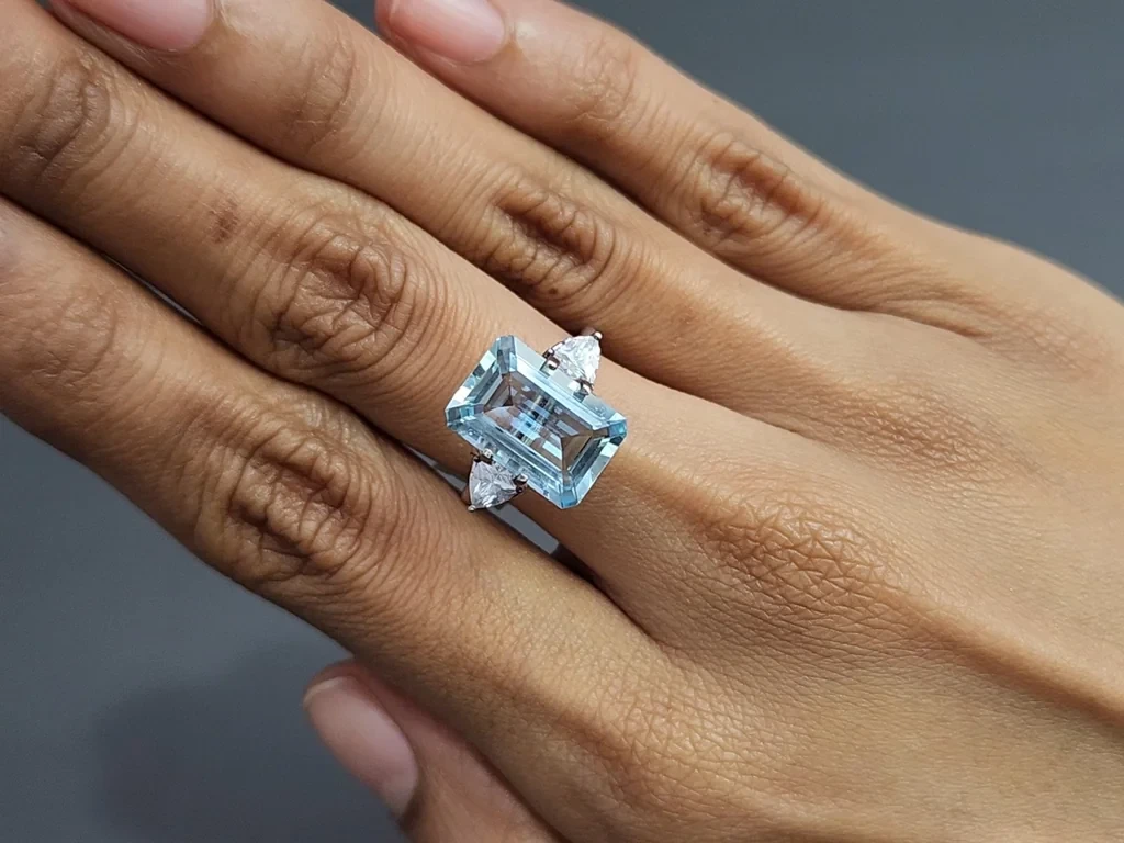 Аквамарин в огранке октагон 4,95 карат, Мадагаскар Изображение №5