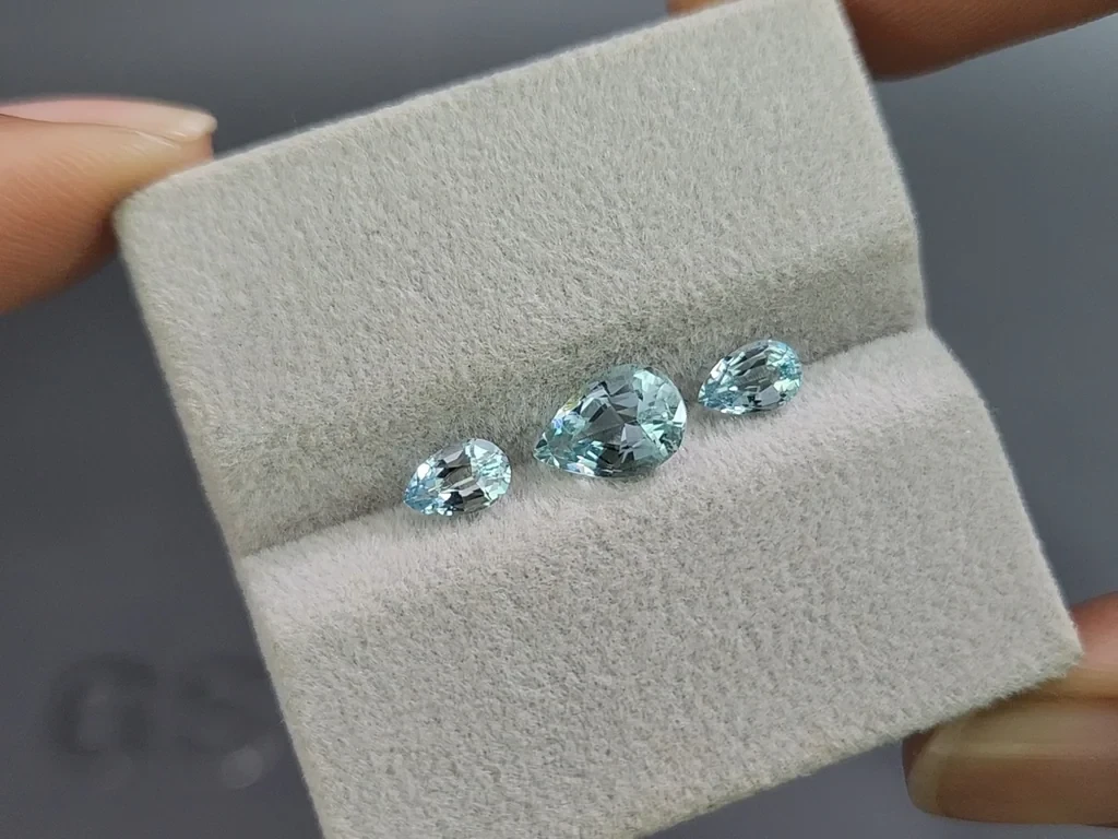 Сет аквамаринов в огранке груша 1,79 карат, Мадагаскар Изображение №5