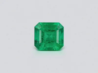 Изумруд цвета Vivid Green 1,12 карат, Колумбия photo