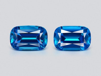 Пара ярко-голубых Swiss Blue топазов в огранке кушон 60,30 карата, Бразилия  photo
