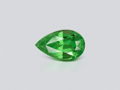 Гранат цаворит Neon Green в огранке груша 1,93 карата, Танзания  photo