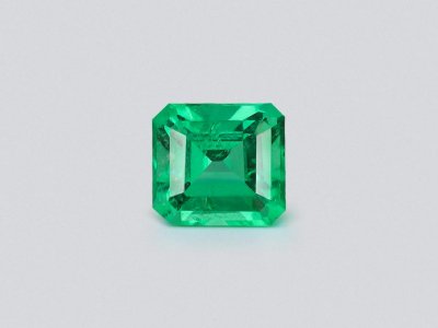 Изумруд Vivid Green в огранке октагон 0,73 карата, Панджшер photo