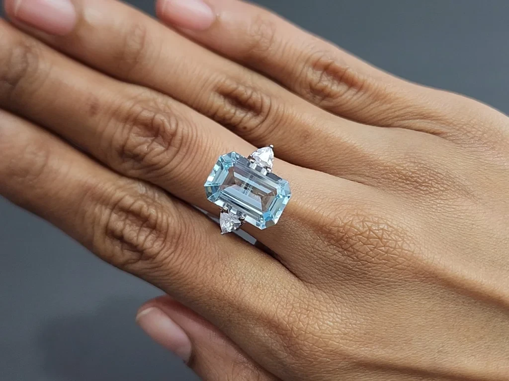 Аквамарин в огранке октагон 6,98 карат, Мадагаскар Изображение №5