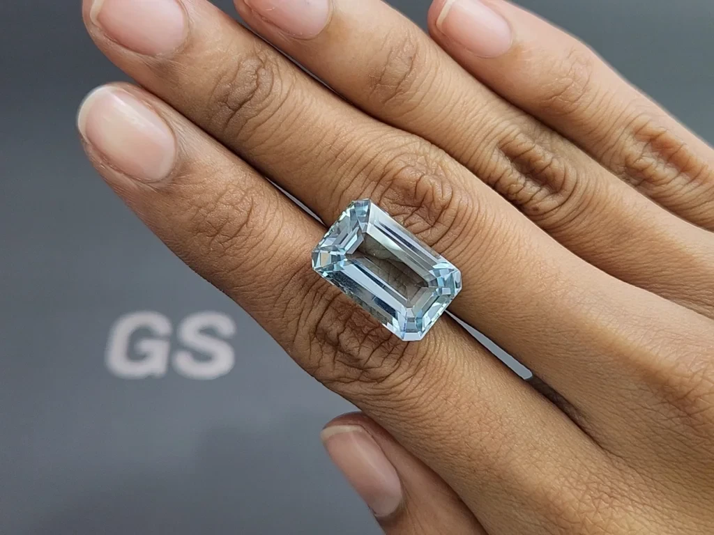 Крупный аквамарин в огранке октагон 15,88 карат, Мадагаскар  Изображение №2