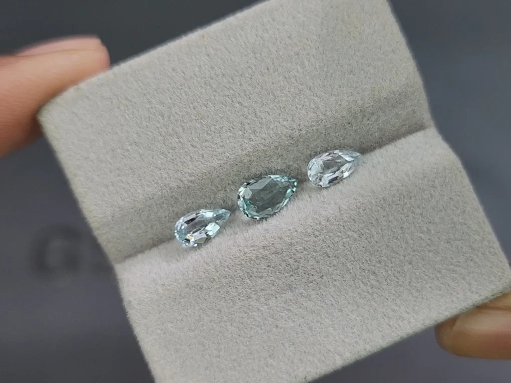 Сет аквамаринов в огранке груша 1,24 карат, Мадагаскар Изображение №4