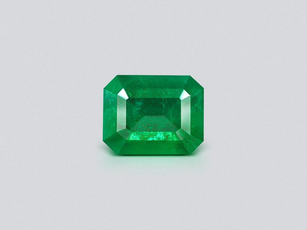 Колумбийский изумруд цвета Vivid Green 1,25 карат Изображение №1