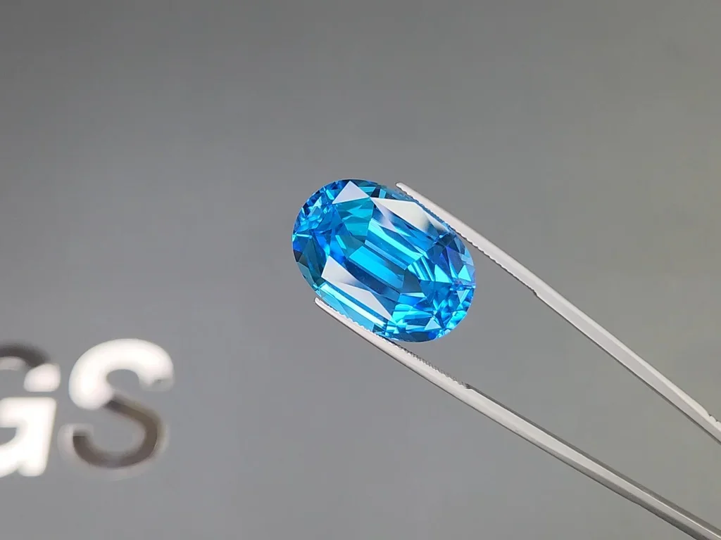Сет из ярко-голубых Swiss Blue топазов в огранке овал 94,15 карата, Бразилия  Изображение №3