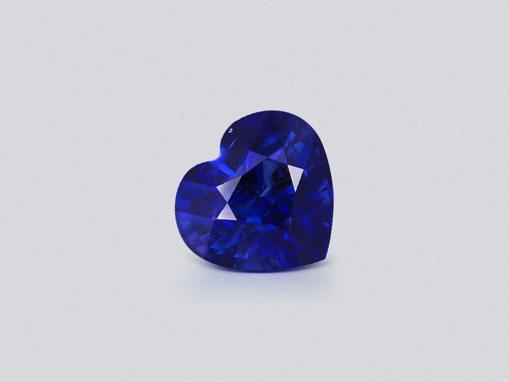 Сапфир Vivid Blue в огранке сердце 5.01 карат, Шри-Ланка  Изображение №1