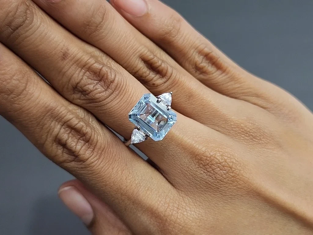 Аквамарин в огранке октагон 5,47 карат, Мадагаскар Изображение №5