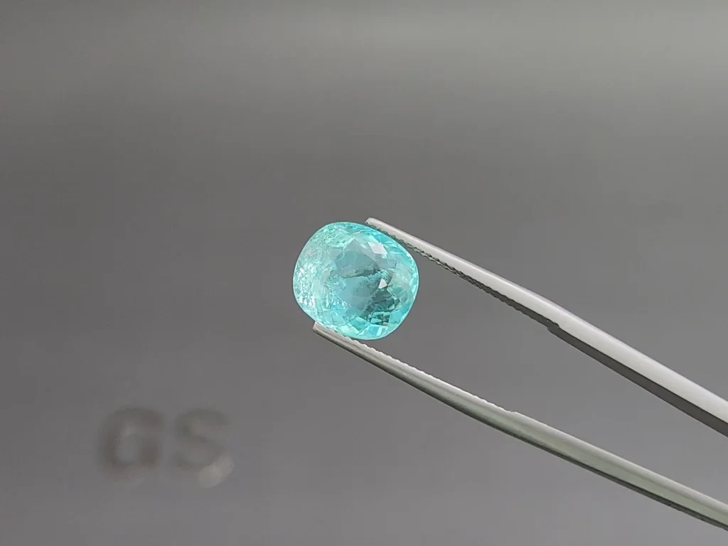 Параиба зеленовато-голубая в огранке кушон 6,61 карат, Мозамбик Изображение №3