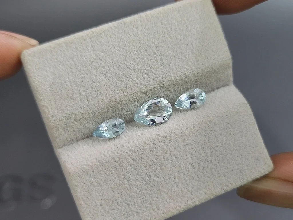 Сет аквамаринов в огранке груша 1,68 карат, Мадагаскар Изображение №4