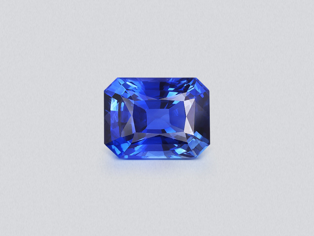 Негретый сапфир Royal Blue в огранке октагон 3,59 карат, Шри-Ланка Изображение №1