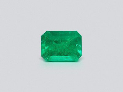 Колумбийский изумруд Vivid Green 1,95 карат в огранке октагон photo