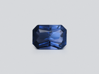 Негретый синий сапфир Vivid Blue в огранке октагон 2,04 карата, Танзания photo
