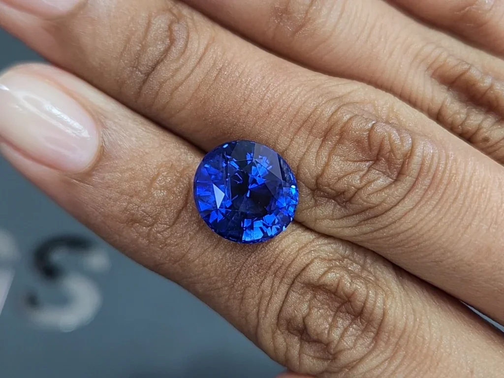 Сапфир Royal Blue в огранке круг 8,71 карат, Шри-Ланка  Изображение №2