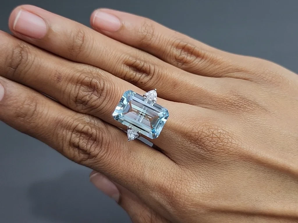 Аквамарин в огранке октагон 9,59 карат, Мадагаскар Изображение №5