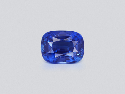 Негретый сапфир Royal Blue в огранке кушон 2,56 карат, Мадагаскар photo