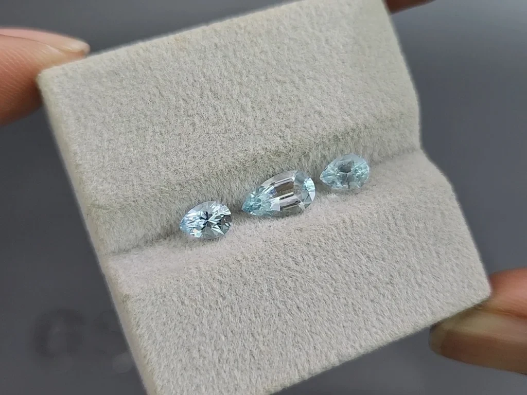 Сет аквамаринов в огранке груша 1,48 карат, Мадагаскар Изображение №5