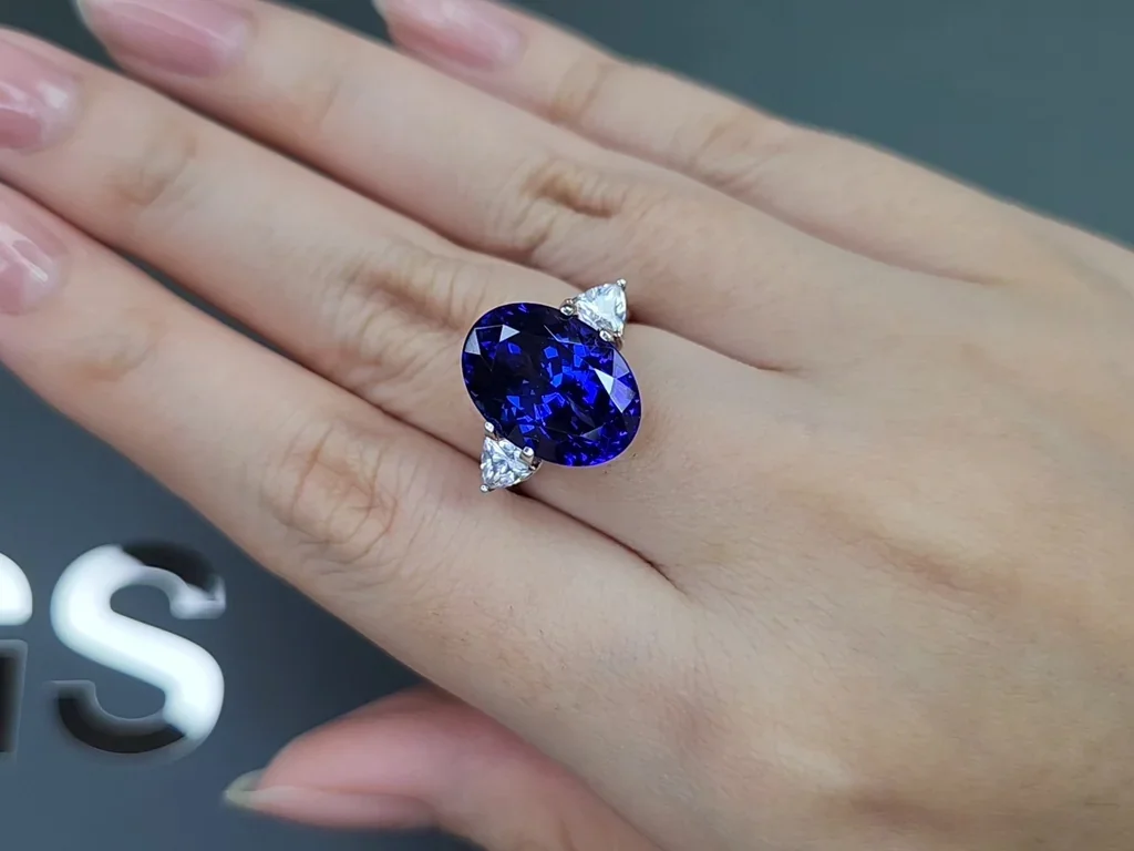Танзанит Royal blue в огранке овал 9,27 карата, Танзания Изображение №5