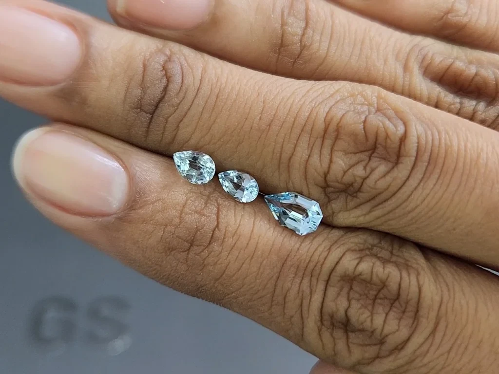 Сет аквамаринов в огранке груша 1,45 карат, Мадагаскар Изображение №2