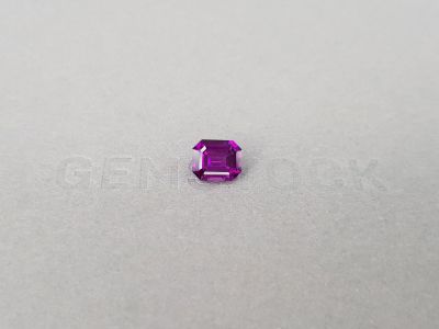 Пурпурный гранат умбалит в огранке октагон 1,77 карата, Танзания photo