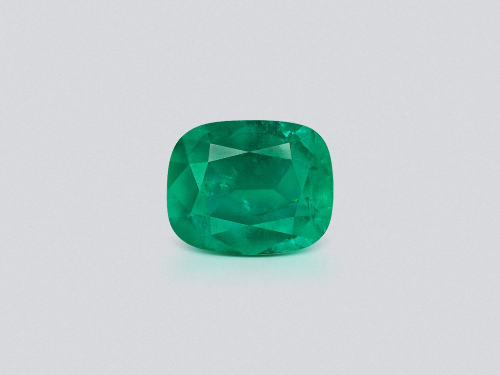 Изумруд  Intense Green в огранке кушон 5,67 карата, Замбия Изображение №1