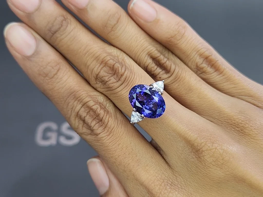 Танзанит в огранке овал 7,55 карат, Танзания Изображение №5