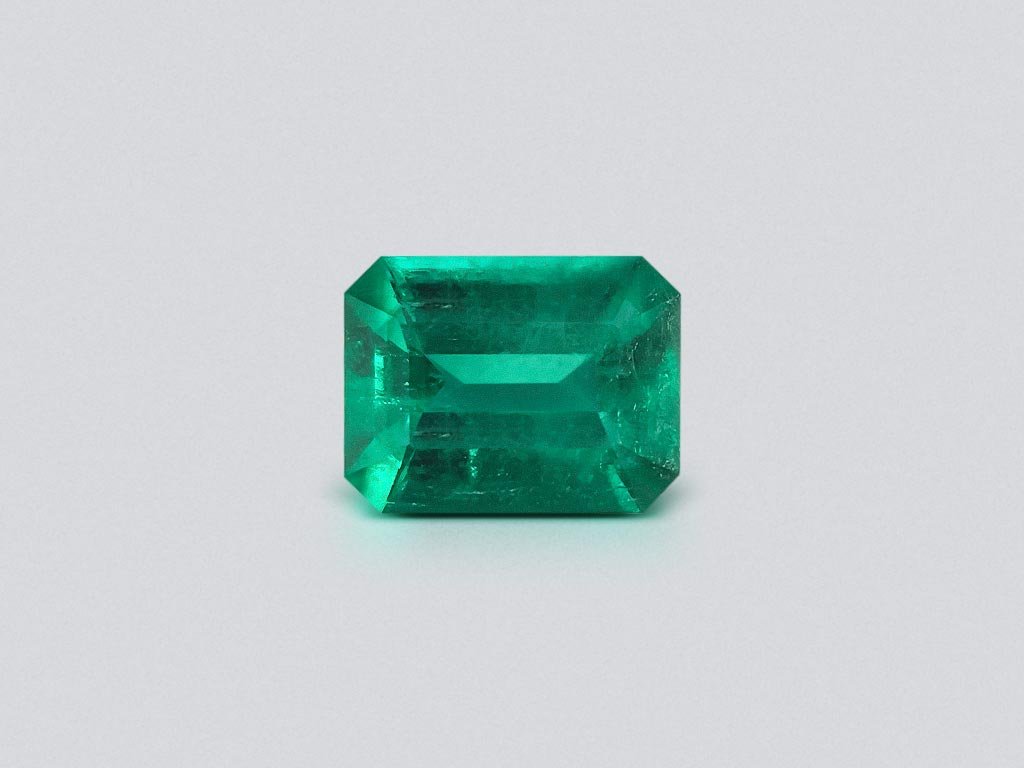 Яркий изумруд Muzo Green 1,06 карат, Колумбия Изображение №1