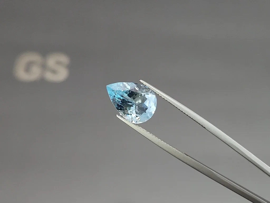 Аквамарин в огранке груша 3,54 карат, Мадагаскар Изображение №3
