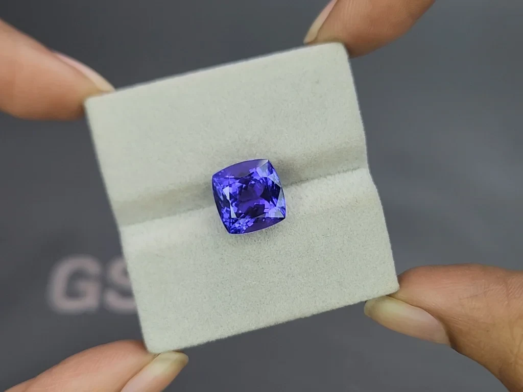 Танзанит в огранке кушон 7,07 карат, Танзания Изображение №4