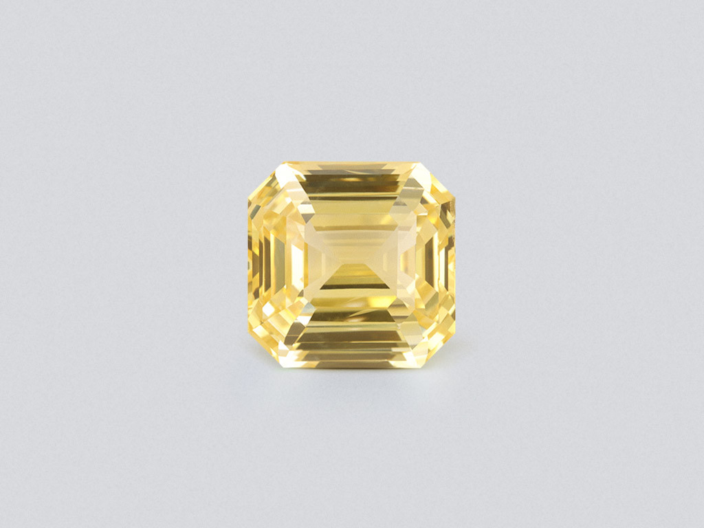 Негретый сапфир Pastel Yellow в огранке октагон 13,07 карат, Шри-Ланка Изображение №1