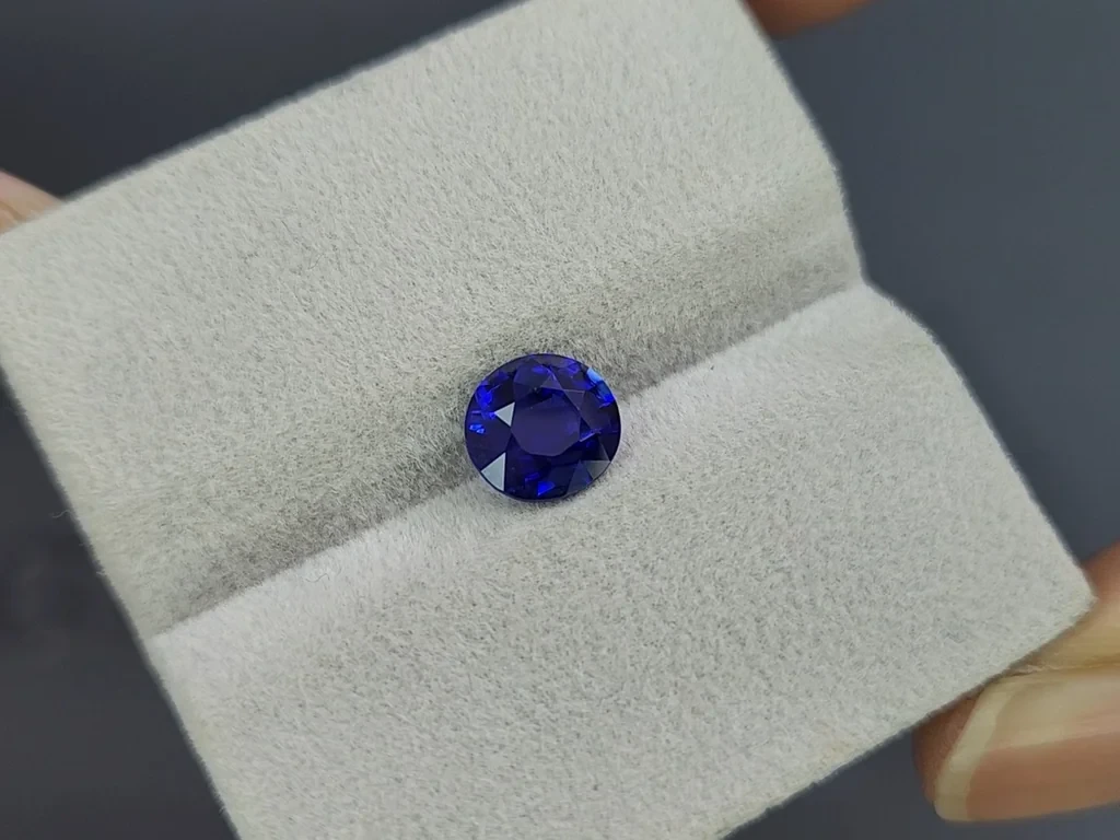 Сапфир Royal Blue в огранке круг 2,03 карат, Шри-Ланка  Изображение №4