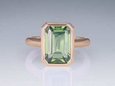 Кольцо с уникальным зеленым цирконом 7,40 карат в золоте 750 пробы цвета шампань photo