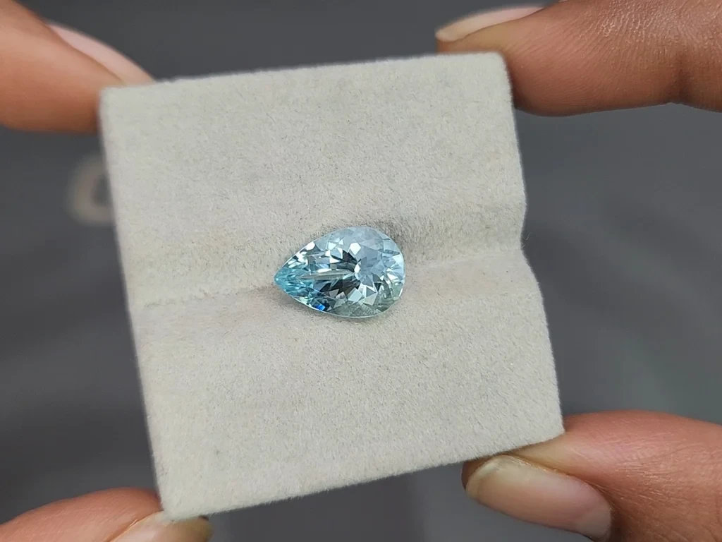 Аквамарин в огранке груша 3,70 карат, Мадагаскар Изображение №4