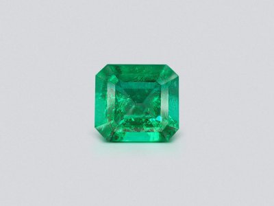Колумбийский изумруд Muzo Green в огранке октагон 1,36 карат photo