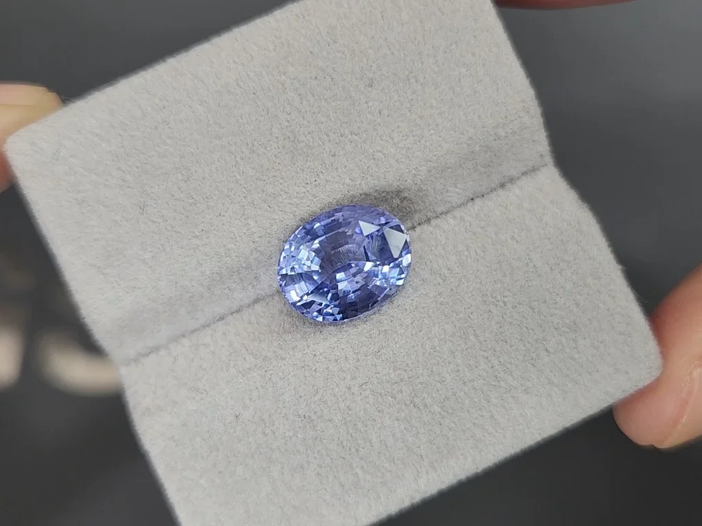 Негретый синий сапфир Pastel Blue в огранке овал 5,05 карата, Шри-Ланка  Изображение №4