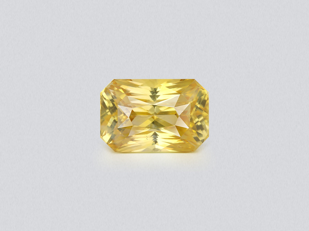 Сапфир Vivid Yellow в огранке радиант 2,15 карат, Шри-Ланка Изображение №1