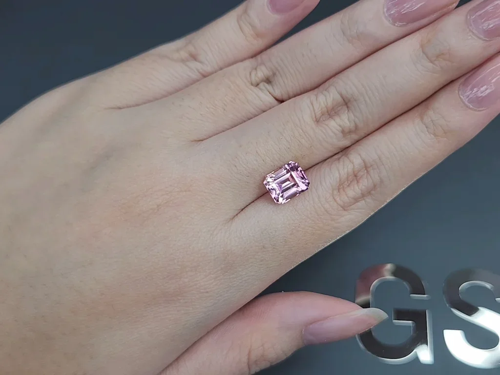 Турмалин Baby Pink в огранке октагон 2,91 карата, Афганистан Изображение №2